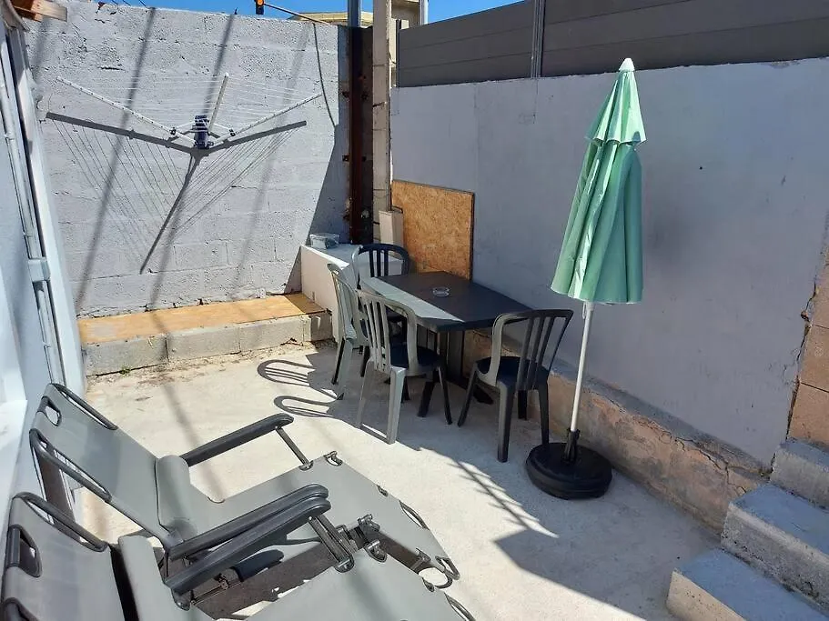 Maisonnette Avec Terrasse Privative La Ciotat France