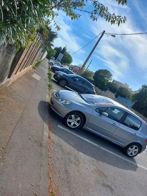 Maisonnette Avec Terrasse Privative La Ciotat 0*,  France